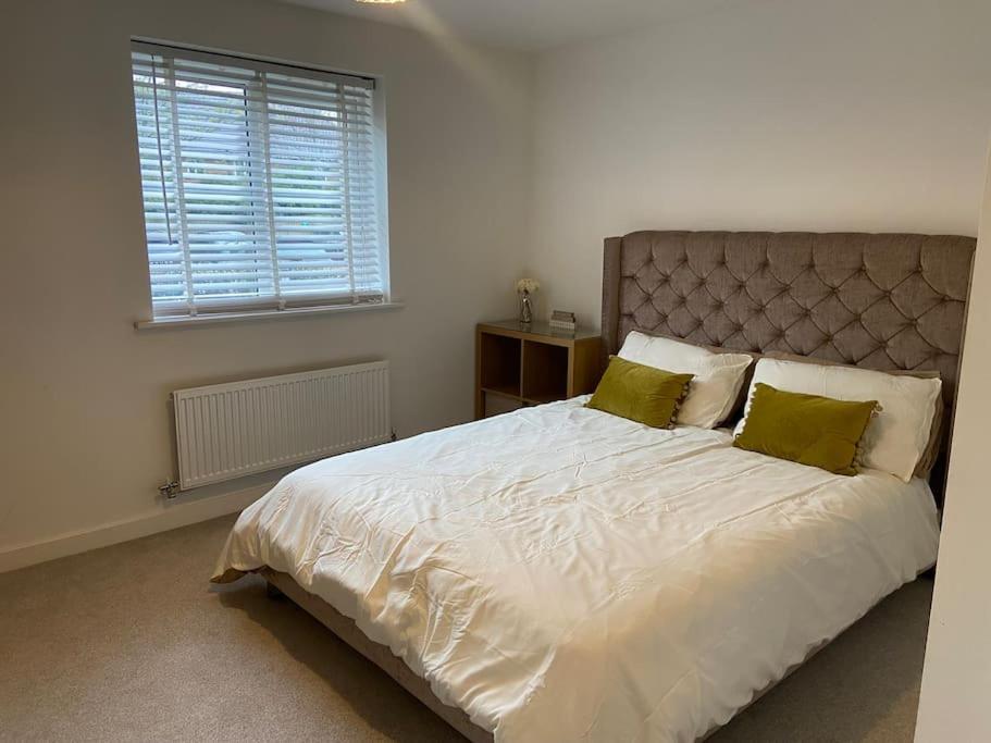 2 Bedroom Private Spacious Apartment In West Midlands Birmingham Kültér fotó
